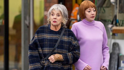 Sue (Sue Johnston) and Linda (Diane Morgan) in Ann Droid
