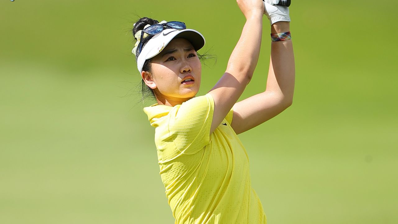 Lucy Li takes a shot at the Walmart NW Arkansas Championship