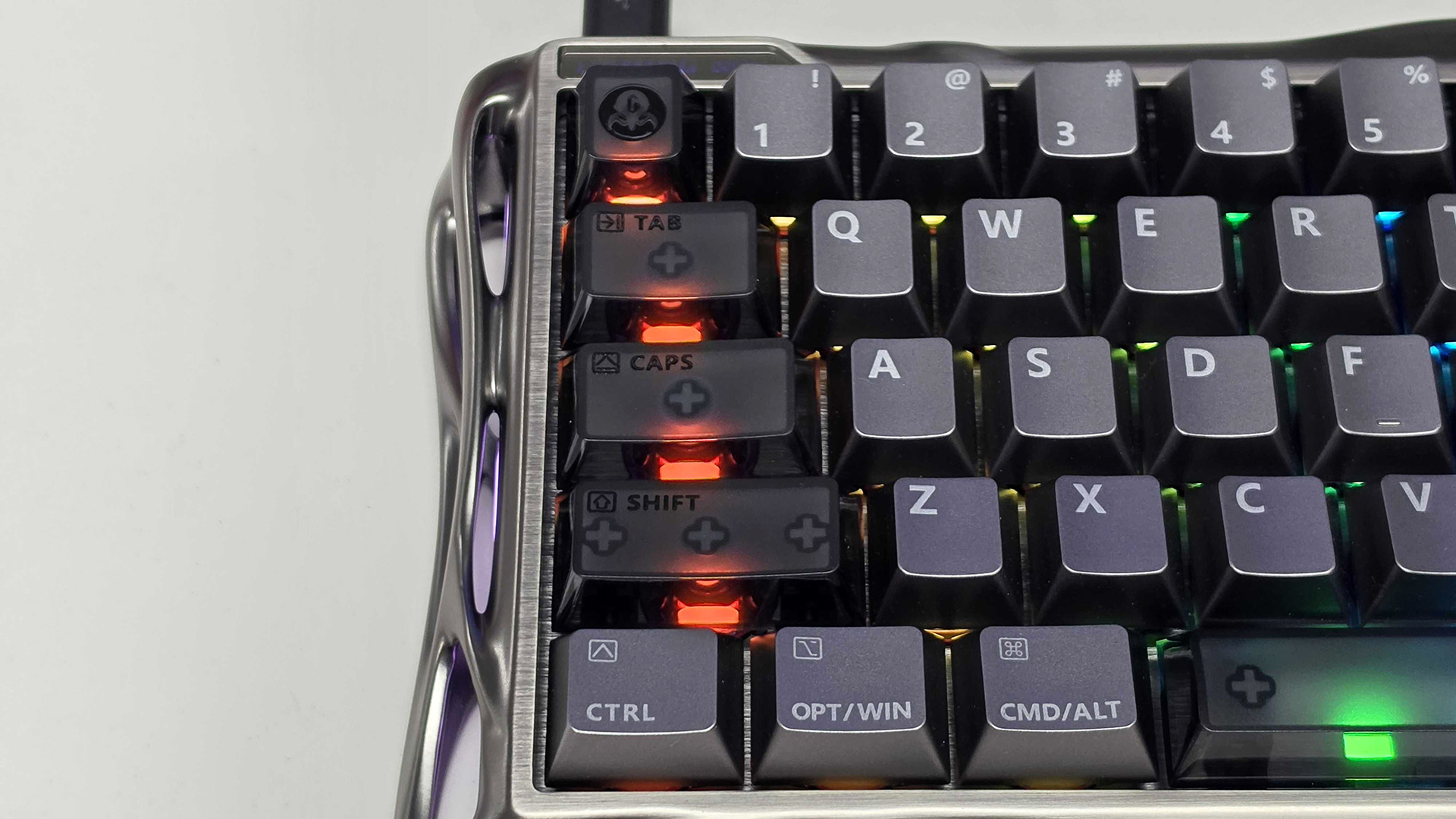 GravaStar Mercury V60 Pro on desk