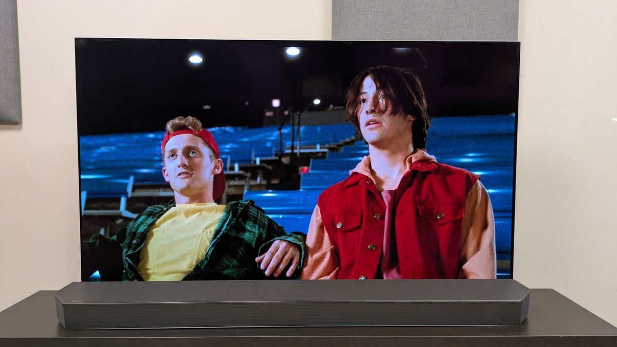 Bill &amp; Ted's Bogus Journey 4K Blu-ray on LG G6 showing Bill &amp; Ted