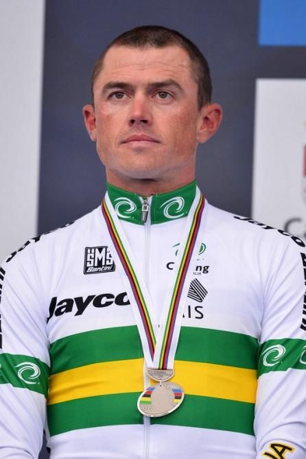 Simon Gerrans (Australia) collects his first ever Worlds medal, a silver