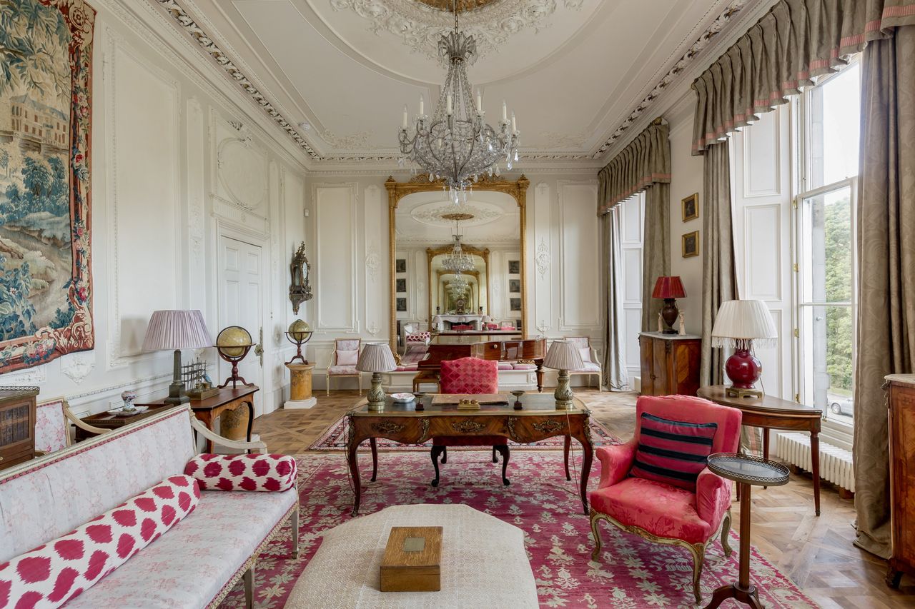 Images of a propety in Royal Terrace, Edinburgh