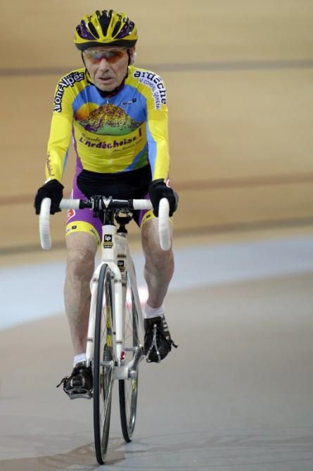 Robert Marchand on the track