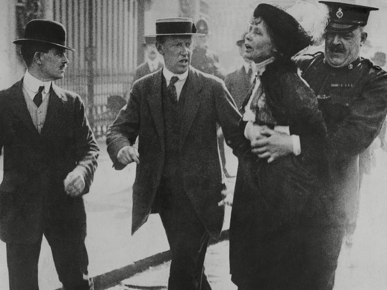 Inspirational Women In History: 15 Of The Most Fearless Ladies To Ever ...