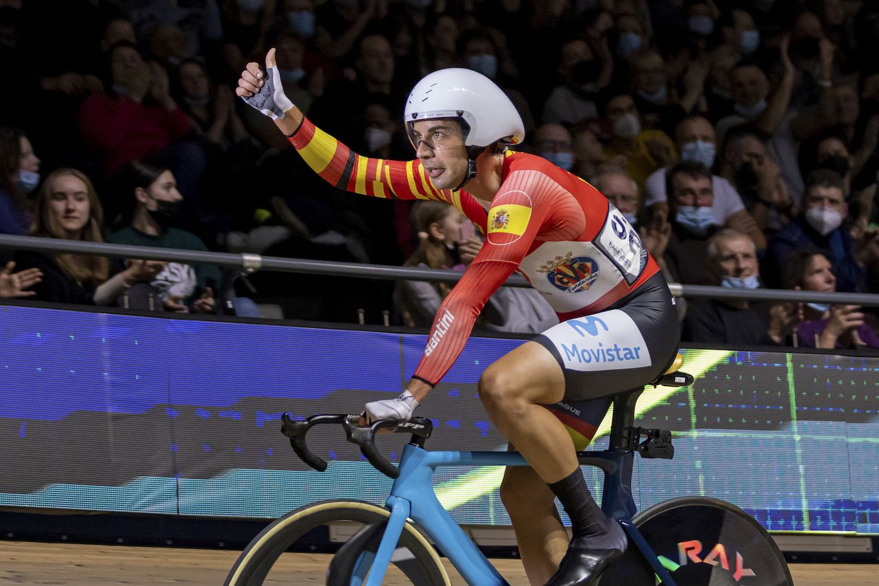 Picture by Alex Whitehead/SWpix.com - 27/11/2021 - Cycling - UCI Track Champions League Round 2 - Lithuania / Cido Arena, Panev&Auml;&Aring;&frac34;ys, Lithuania - Spain's Sebastian Mora Vedri celebrates victory in the men's Elimination race.