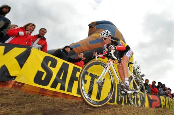 Sanne Cant at speed