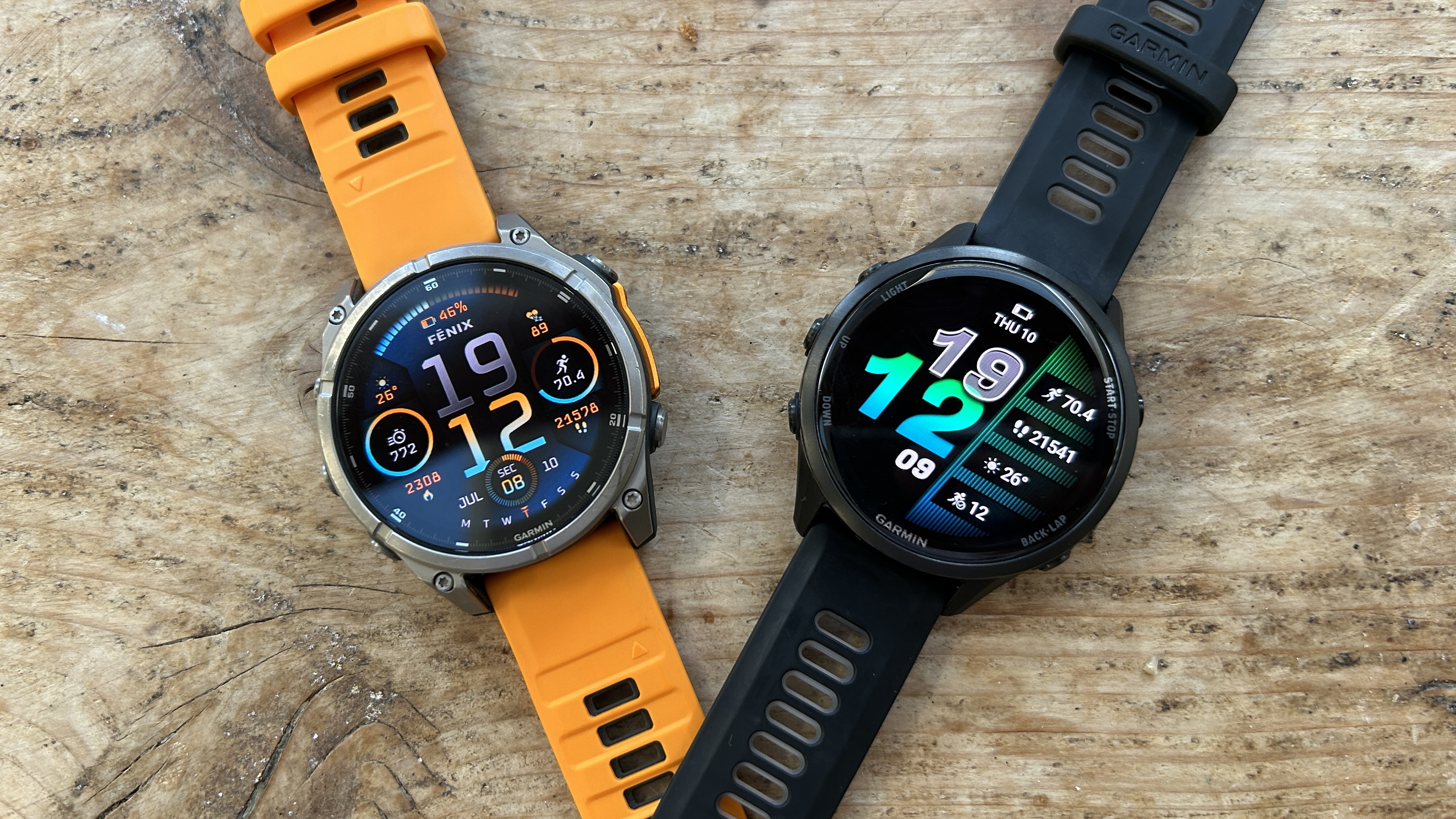 Garmin Fenix 8 vs Garmin Forerunner 970
