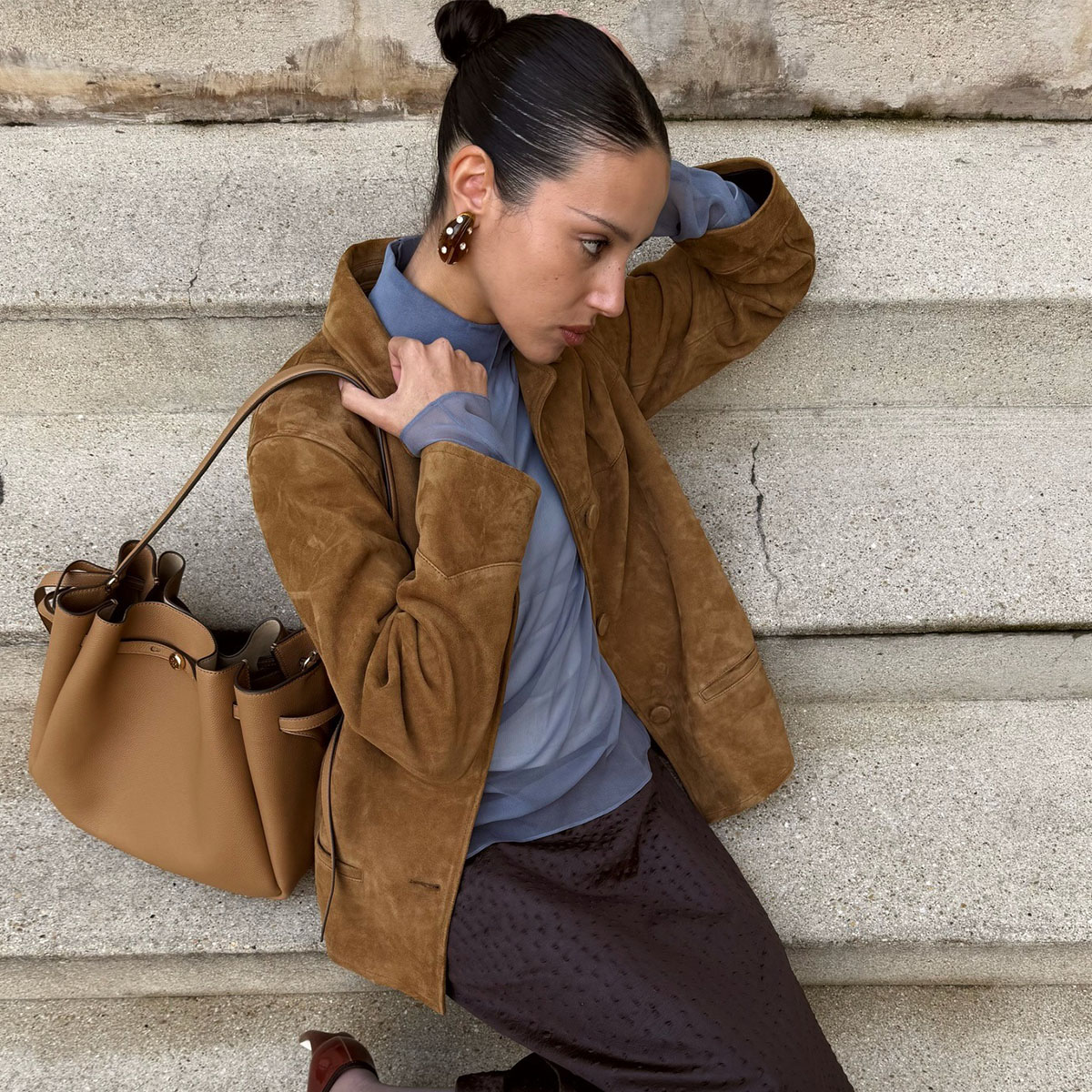 Outfit with earrings