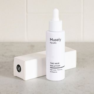 FaQEr6Nzr7zcvK9aQcGatJ-320-80 يقول الخبراء إن exosomes يمكن أن تسممك شعرك - كيف