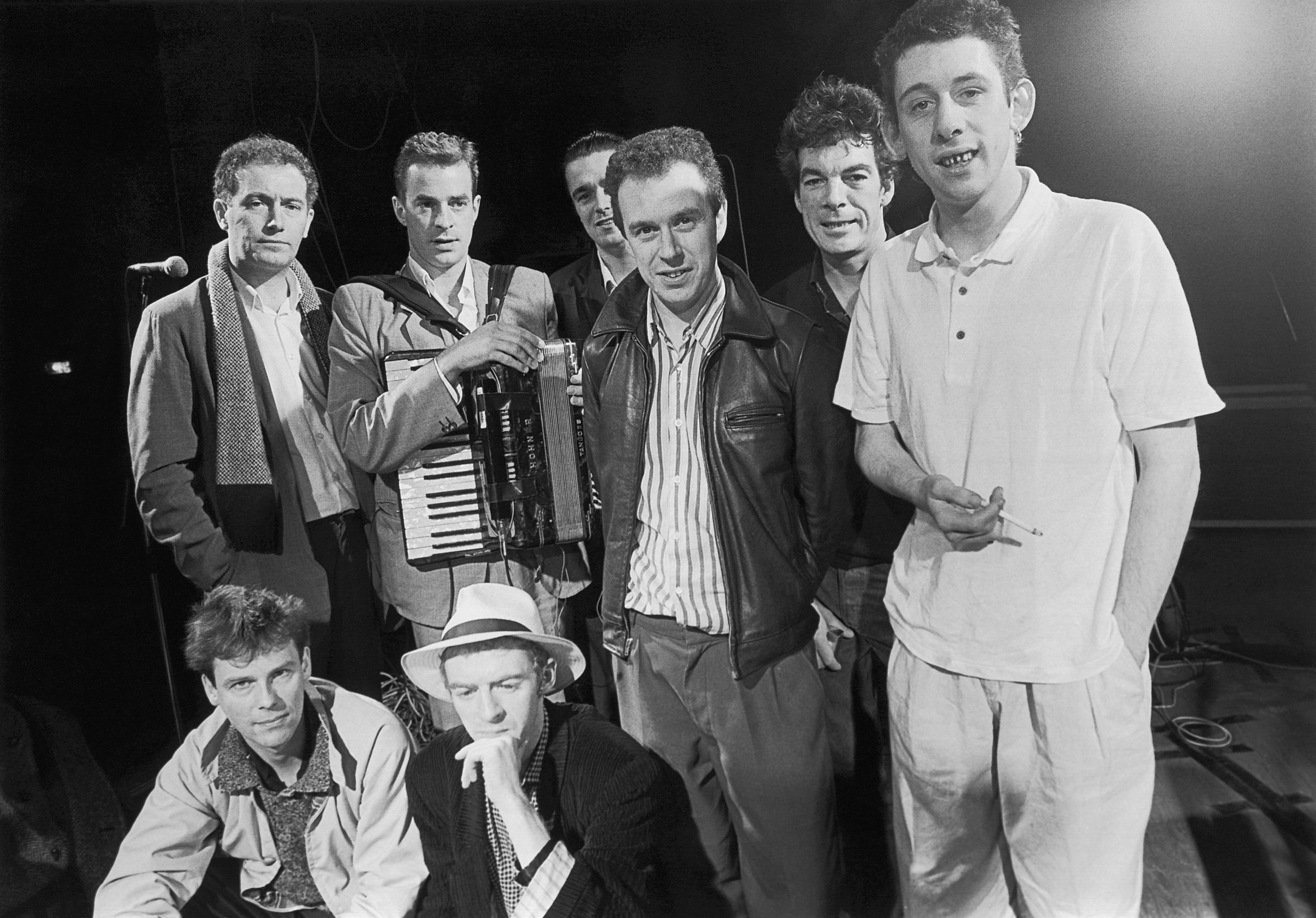 The Pogues.  The pogues, Celtic music, Black and white pictures