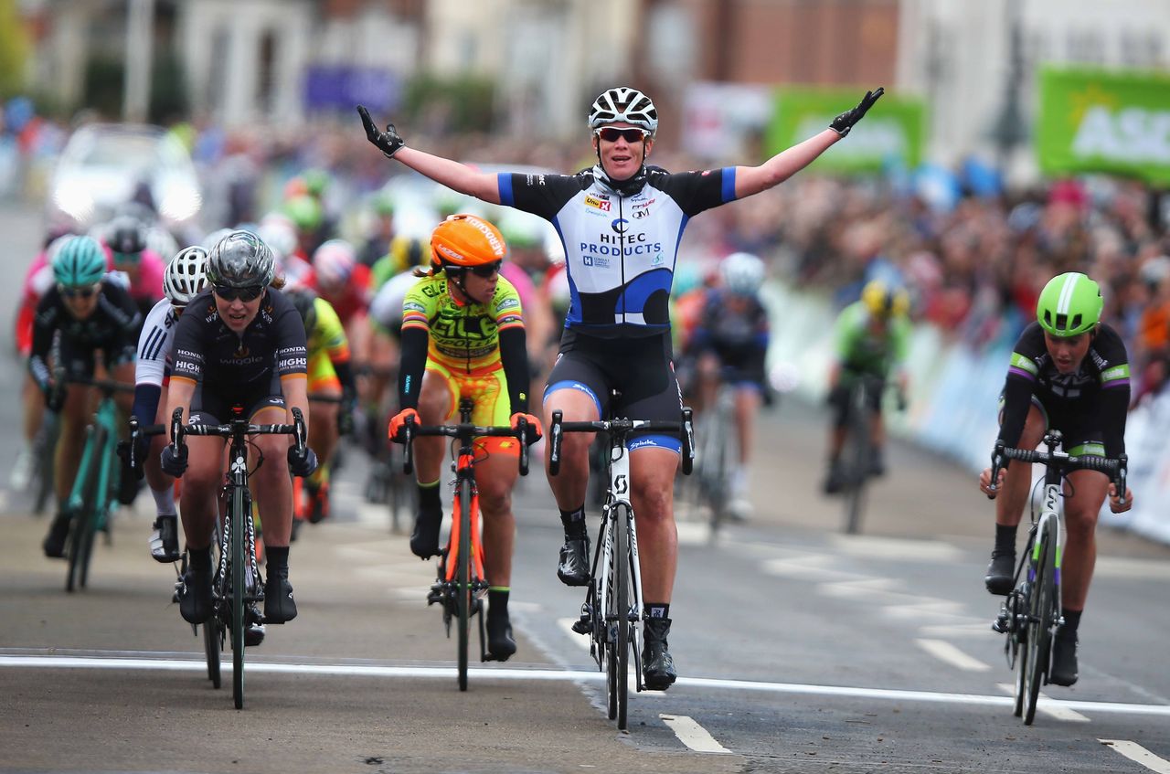 Kirsten Wild (Hitech Products) claims the win.