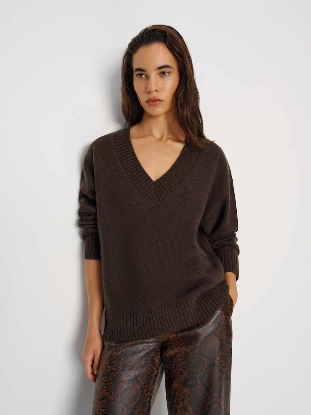 Jadey Cashmere Oversized V-Neck Sweater