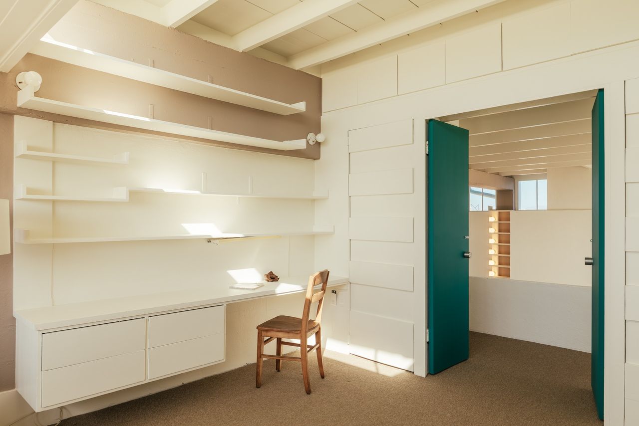 The bedrooms could originally be opened to the elements