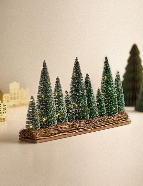 Light Up Bristle Treescape Decoration