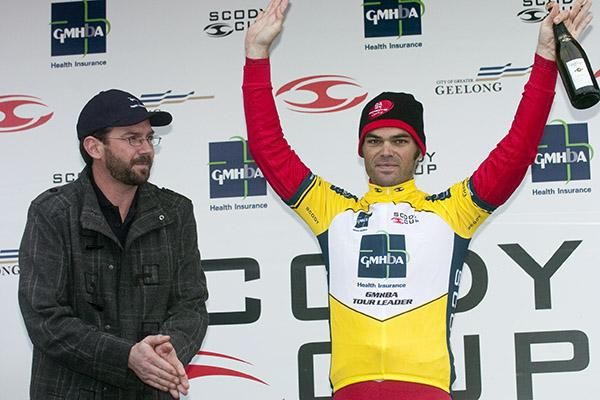 Rhys Pollock (Drapac Porsche) will take a 36 second lead over Rohan Dennis (Team Jayco Skins) heading into tomorrow's third stage.