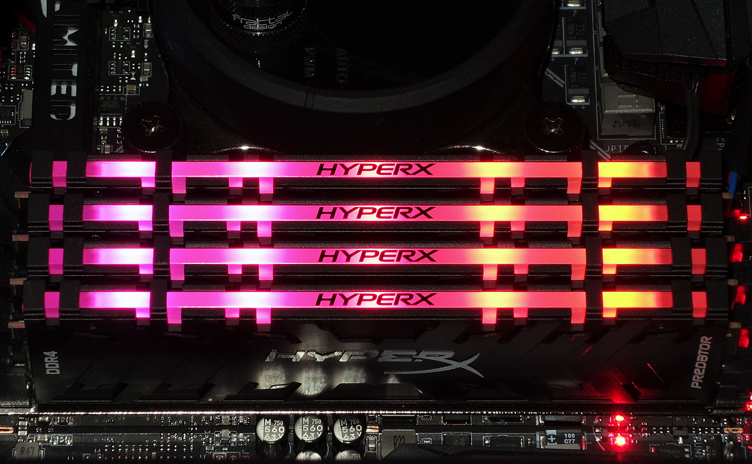 HyperX Predator RGB DDR4-2933 4x8GB 