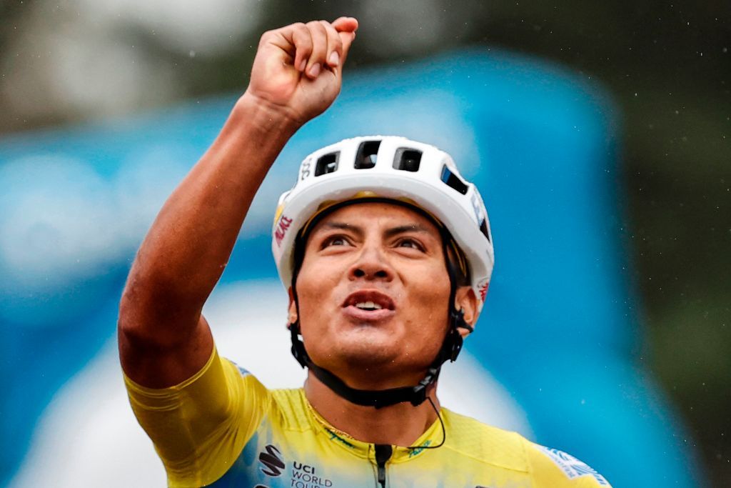 Jonathan Caicedo (EF Pro Cycling) wins stage 3 at the Giro d'Italia