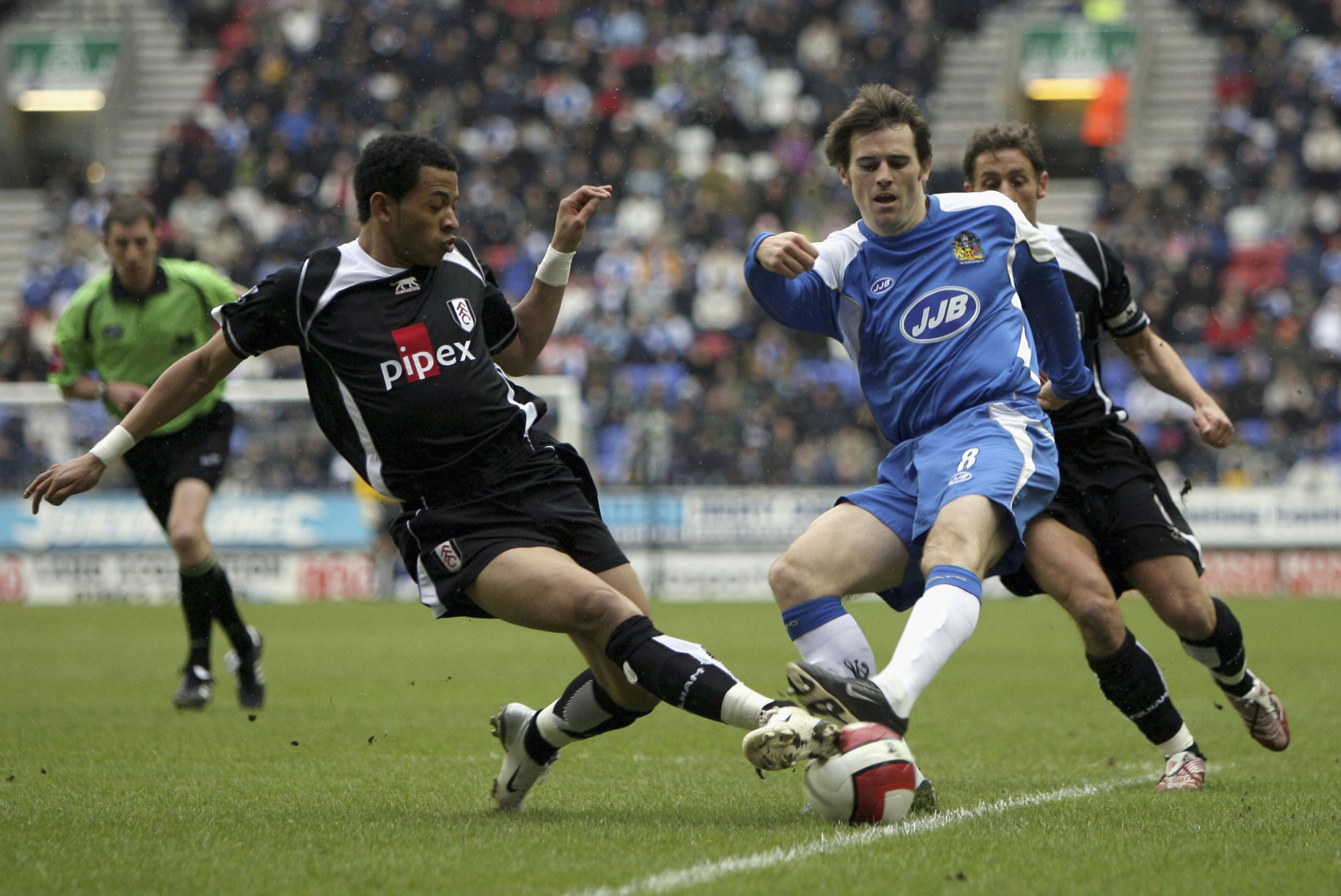 WIGAN, ENGLAND - MARCH 17: Kevin Kilbane of Wigan Athletic in action with Liam Rosenior of Fulham during the Barclays Premiership match between Wigan Athletic and Fulham at the JJB Stadium on March 17, 2007 in Wigan, England. (Photo by Clive Brunskill/Getty Images) *** Local Caption *** Kevin Kilbane;Liam Rosenior