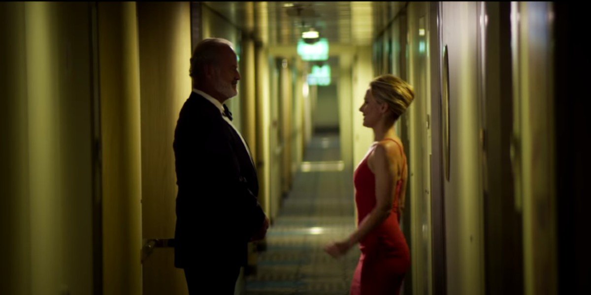 Kelsey Grammer and Kristen Bell in Like Father