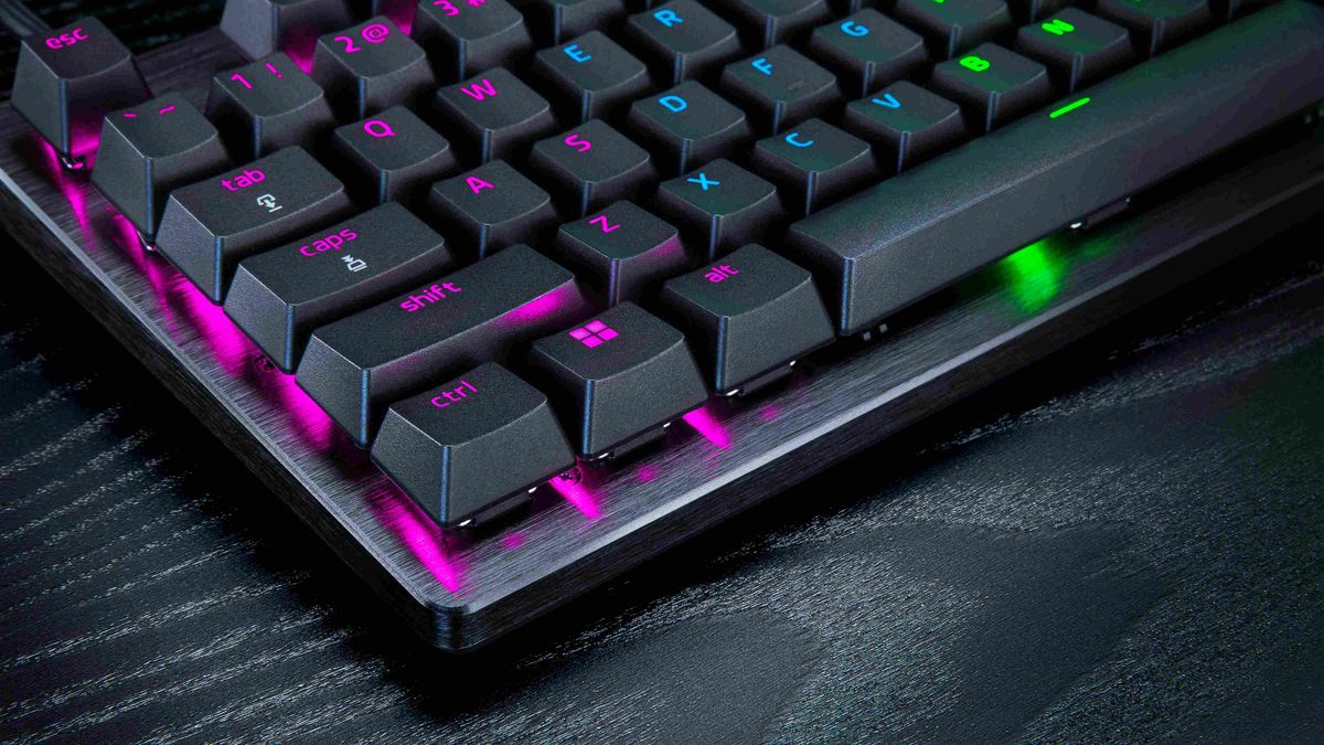 Image of the Razer Huntsman V3 Pro wired gaming keyboard.