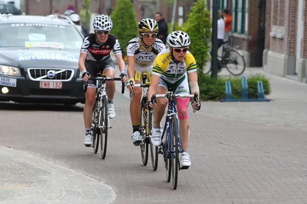 Ruth Corset (Tibco) leads Evelyn Stevens (HTC - Columbia Women) and Patricia Schwager (Cervelo Test Team) during their breakaway