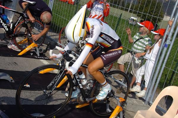 Trixi Worrack (Germany) preps for her time trial.