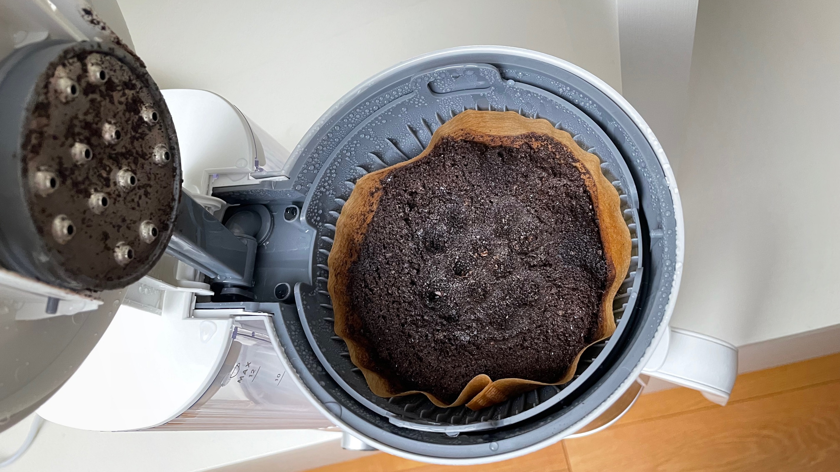 Used coffee grounds in the Zwilling coffee maker