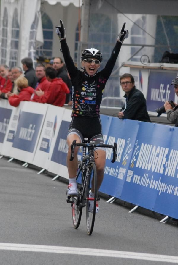 Christel Ferrier Bruneau celebrates her French title