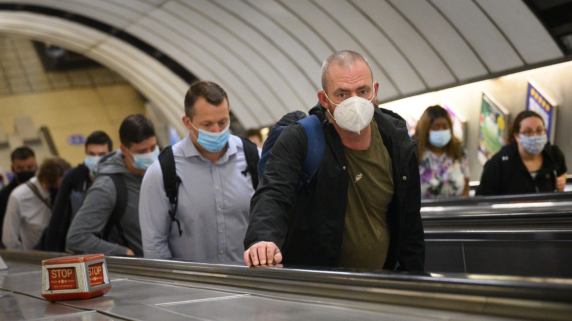 Debate on Masks as Flu Cases Surge