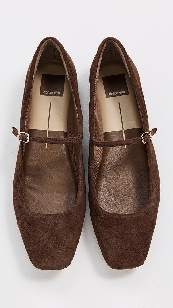 Dolce Vita Reyes Flats