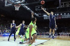 Yale upsets Baylor in the first round of the 2016 NCAA Men's Basketball Tournament