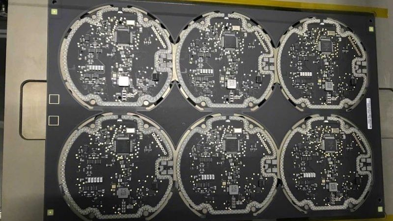 Another image of iPhone 8 wireless charging components. Credit: Zealer/Weibo