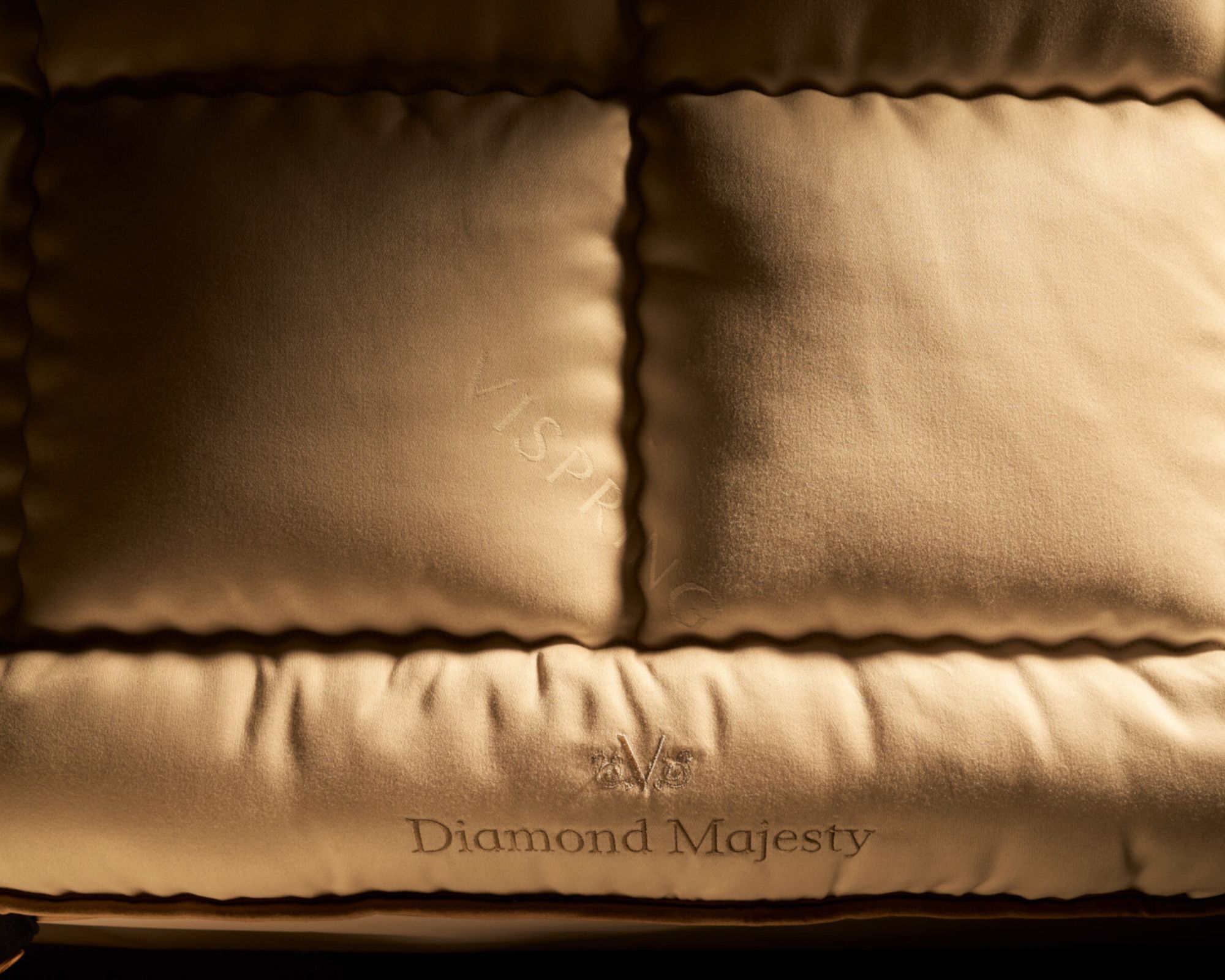 Close up of a vispring matress topper