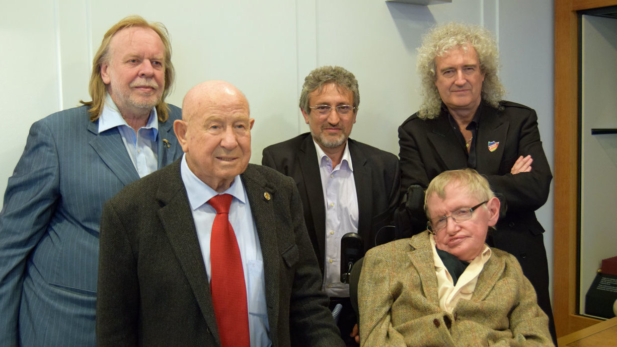 Rick Wakeman, Alexey Leonov, Garik Israelian, Brian May, Stephen Hawking