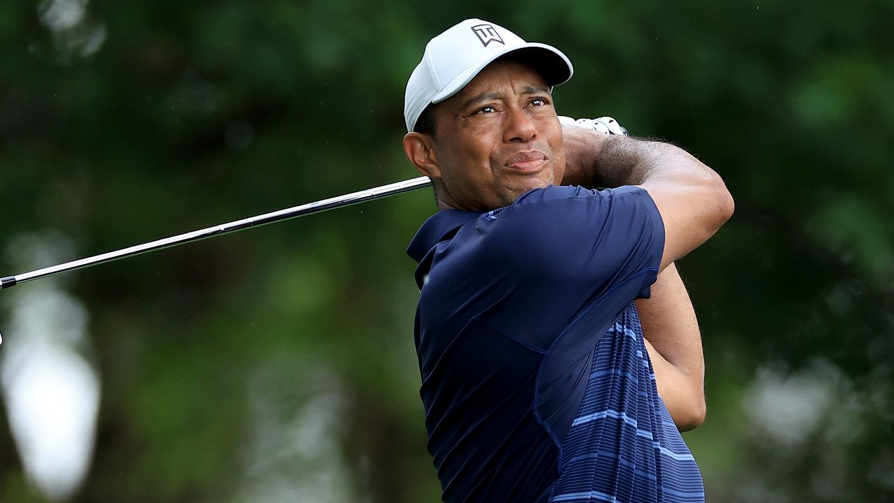 Tiger Woods Explains His Viral 'No Divots' Video With Scheffler | Golf ...