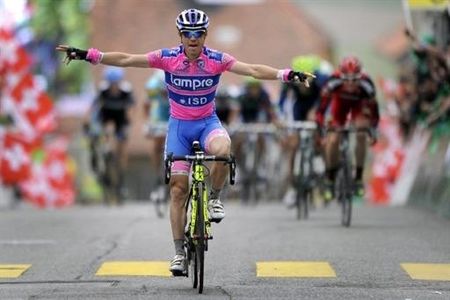 Damiano Cunego (Lampre-ISD) celebrates a win