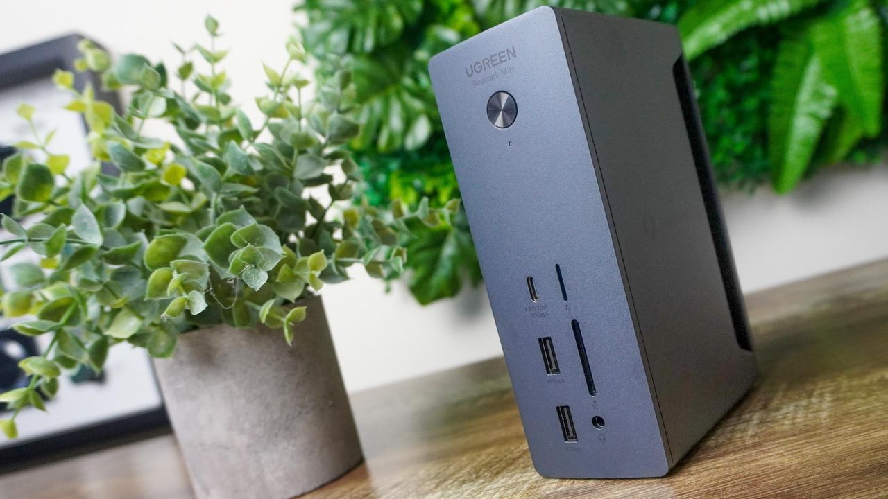 Ugreen Revodok Max 213 Thunderbolt 4 Docking Station