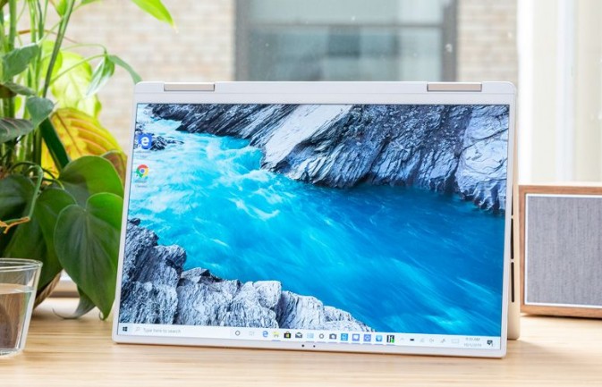 Best 13-inch 2-in-1 laptop: Dell XPS 13 2-in-1