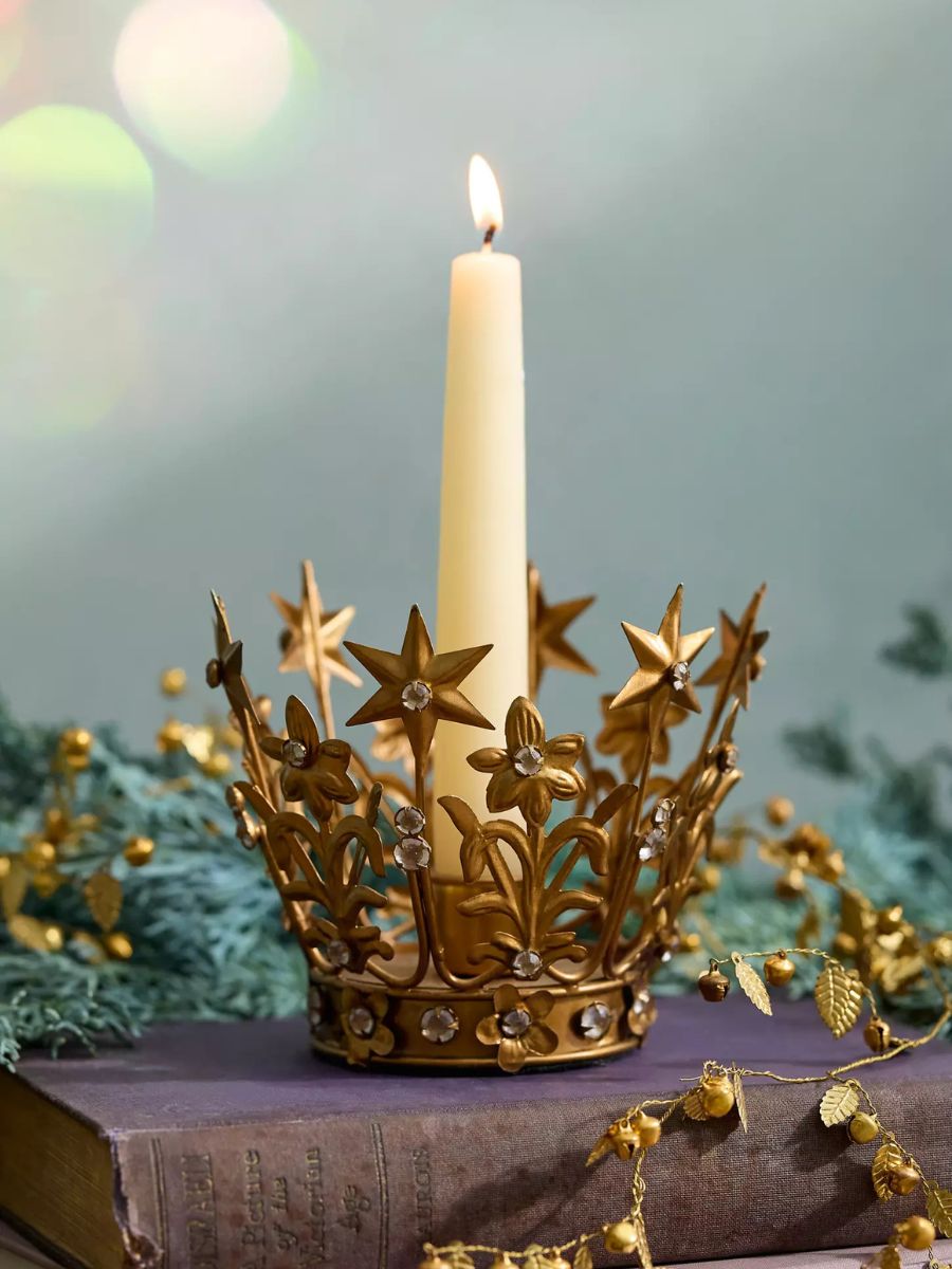 Gold crown candle holder