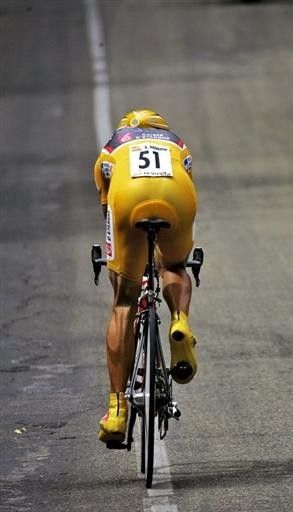 Alejandro Valverde's legs