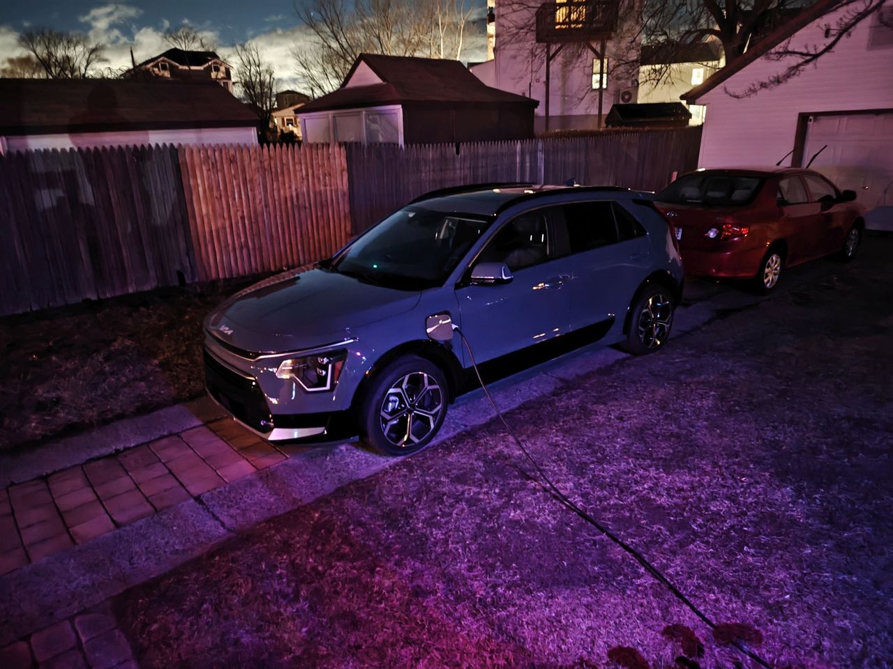 OnePlus 13 low light sample.