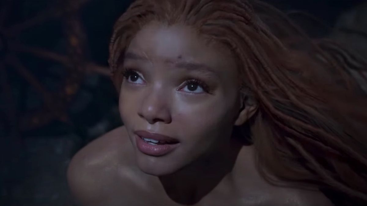 Halle Bailey as Ariel underwater in Disney&#039;s The Little Mermaid