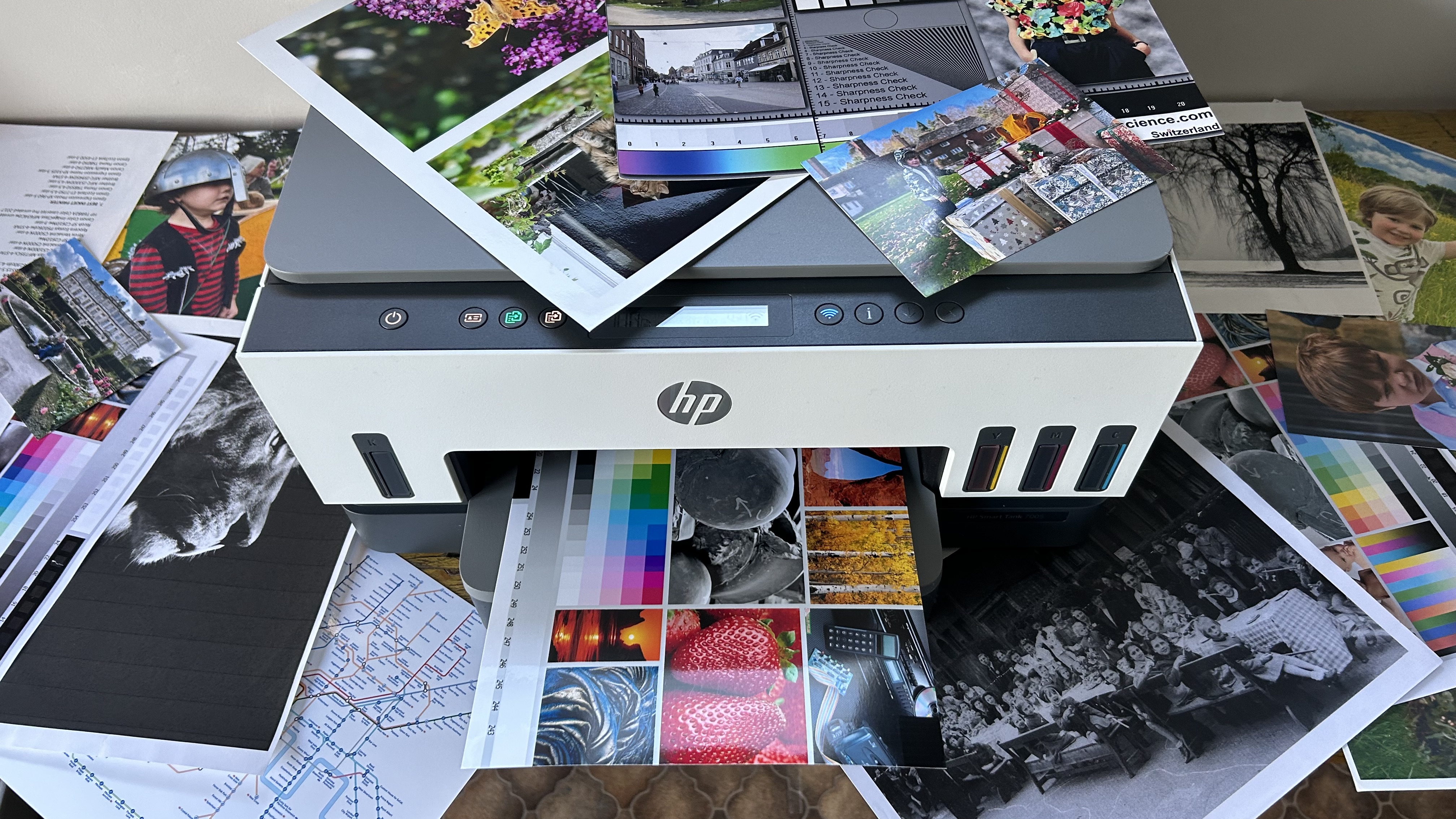 HP Smart Tank 7001 / 7005 printer during our review