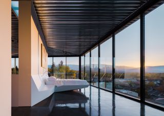 california's shapeshifter house by ogrydziak prillinger architects