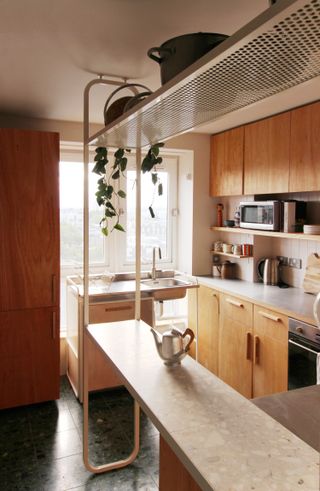 Lubetkin tower apartment kitchen