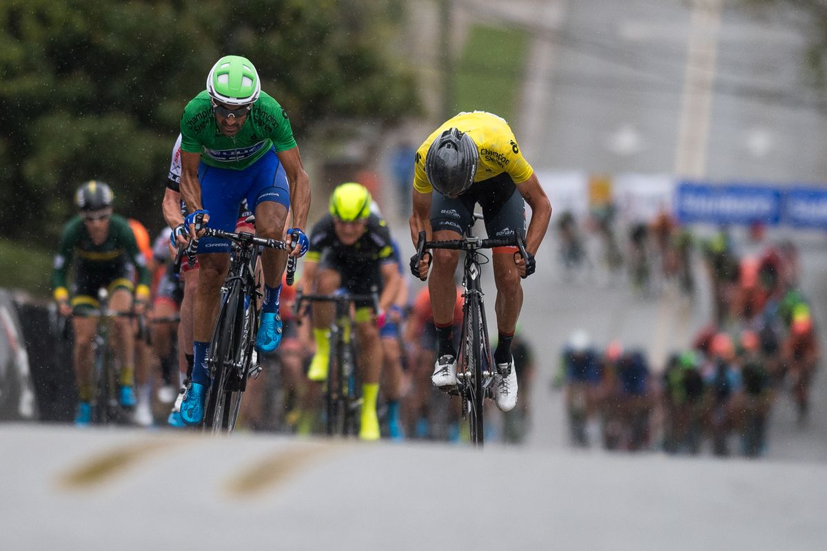 Adam de Vos (Rally) taking on Sebastian Haedo (UHC) for sprint points.