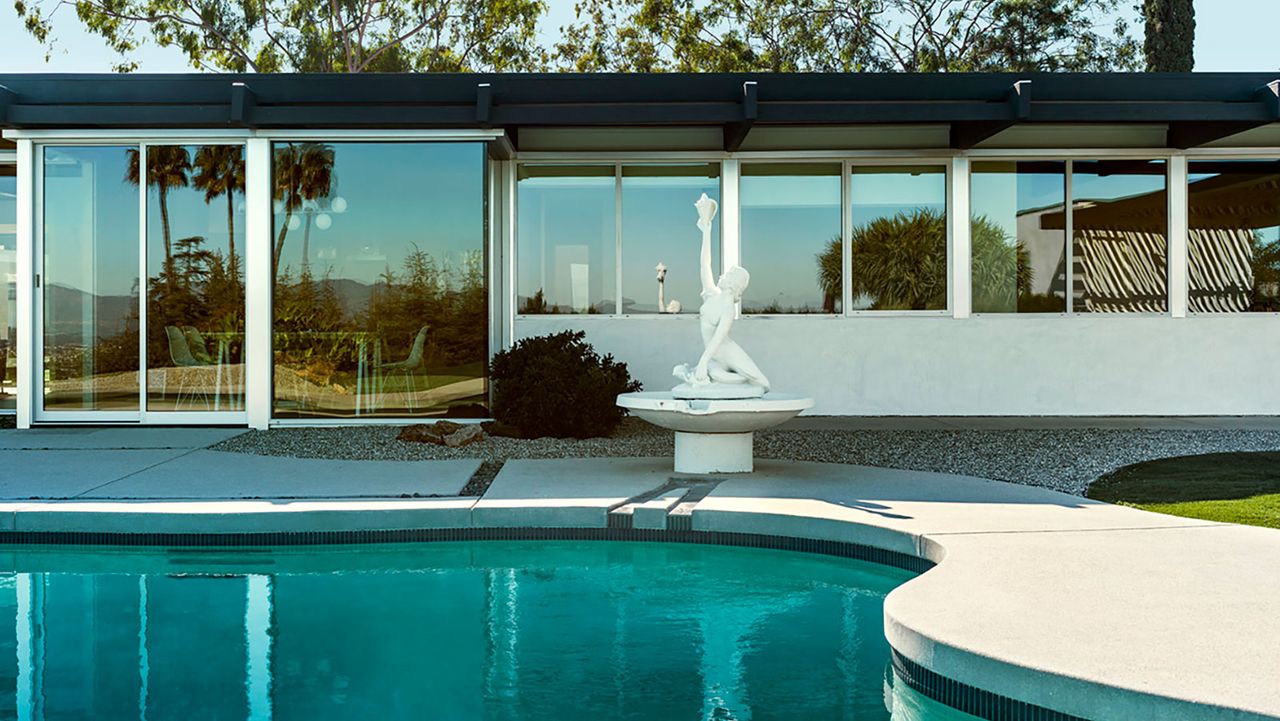 lord house by richard neutra refurbished in los angeles, part of the top 10 architecture stories of 2023 by Wallpaper* architecture editor Ellie Stathaki