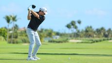 Kevin Kisner takes a shot at the Puerto Rico Open