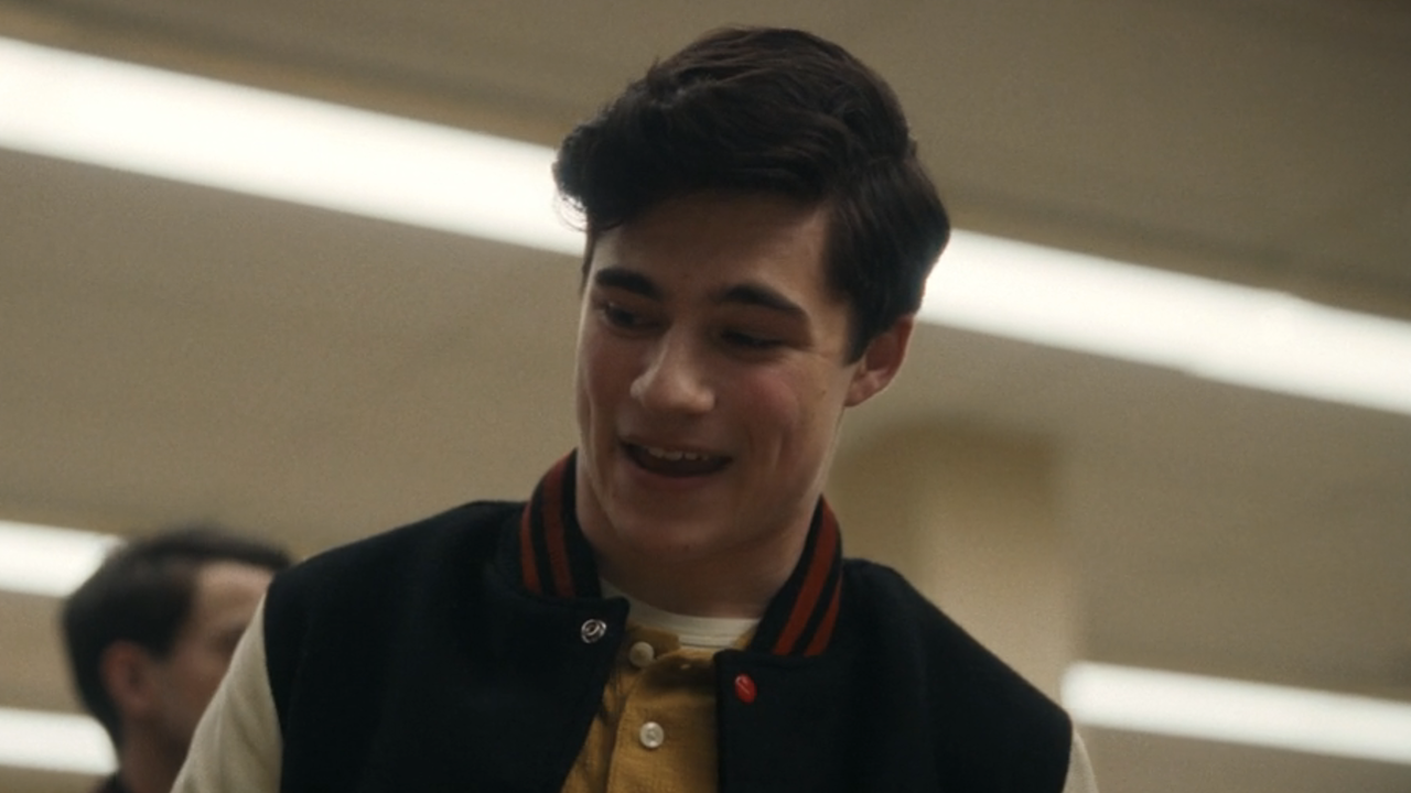 Tim Flanaga saying hi to Lilly in IT: Welcome to Derry Episode 4