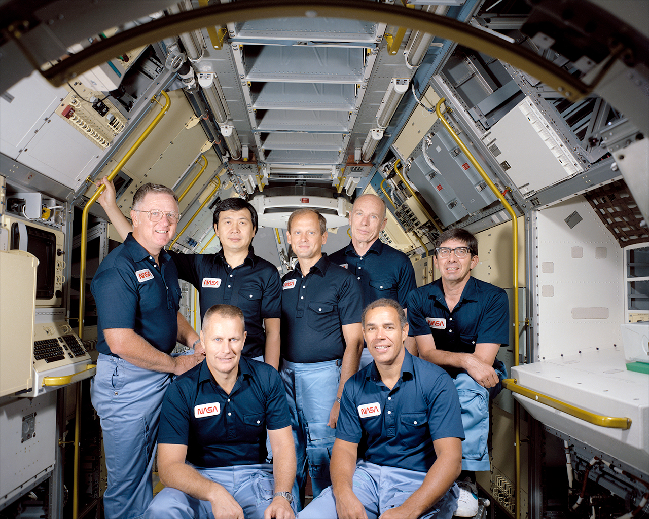 Don Lind (at left) with his six space shuttle Challenger STS-51B crewmates Bob Overmyer, Taylor Wang, Norm Thagard, Bill Thornton, Fred Gregory and Lodewijk van den Berg.